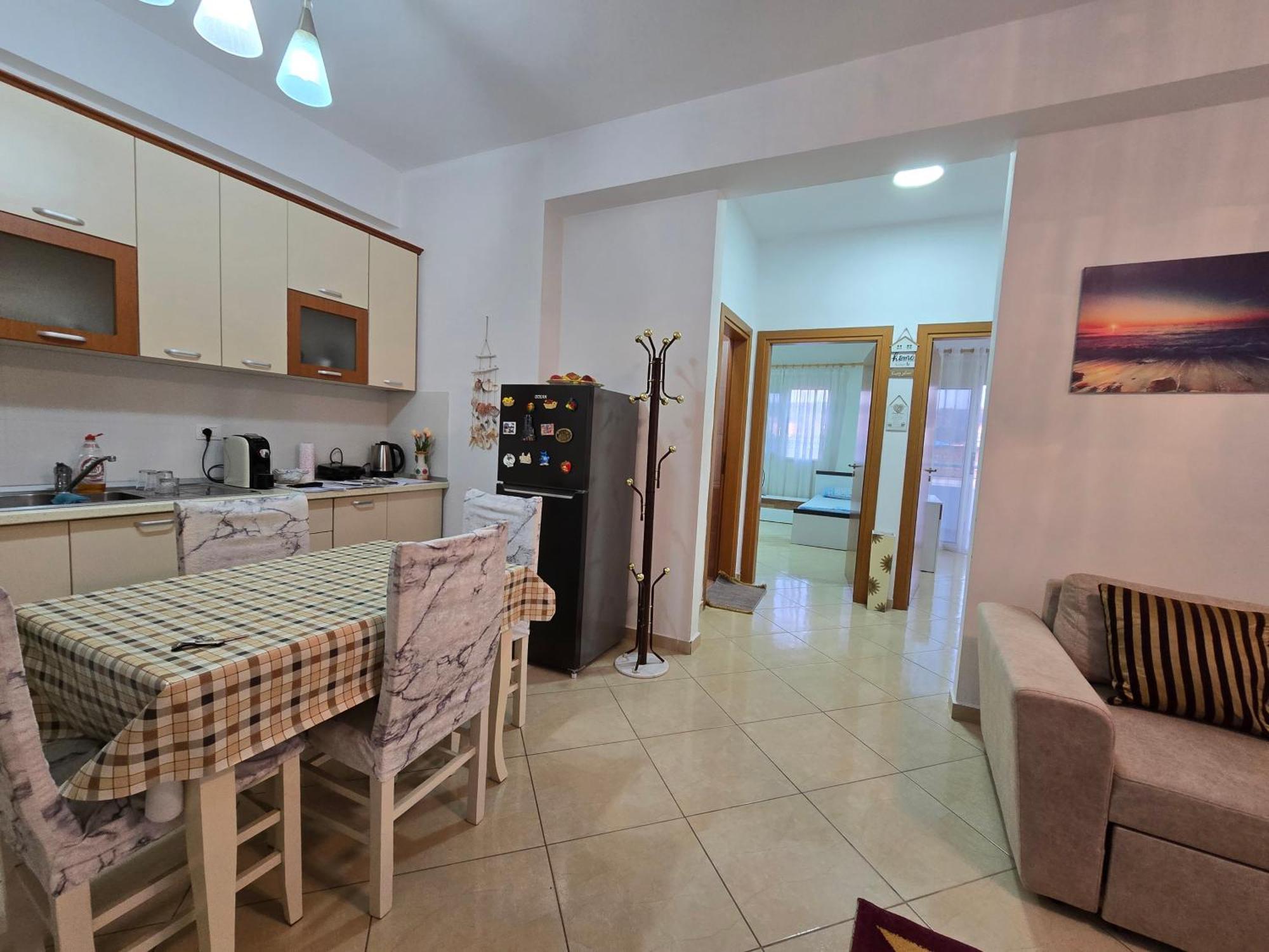 Modern , Quiet , Family Friendly & Fully Furnished Apartment วญอเรอ ภายนอก รูปภาพ